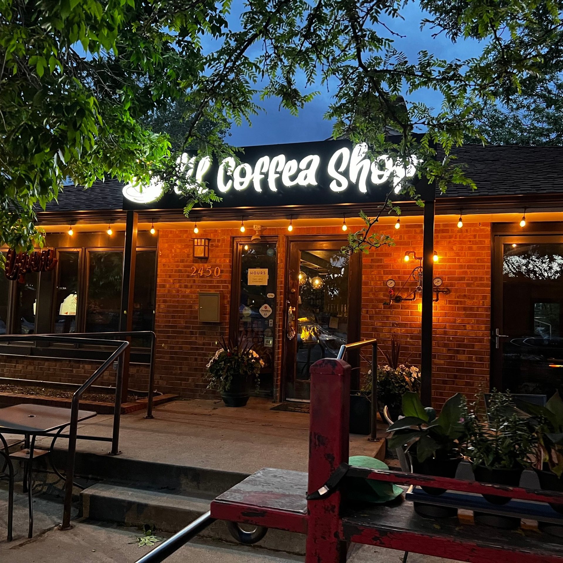 Welcome to lil Coffea Shop - S Downing