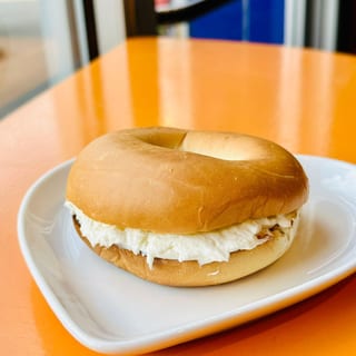 Plain Bagel W/ Cream Cheese